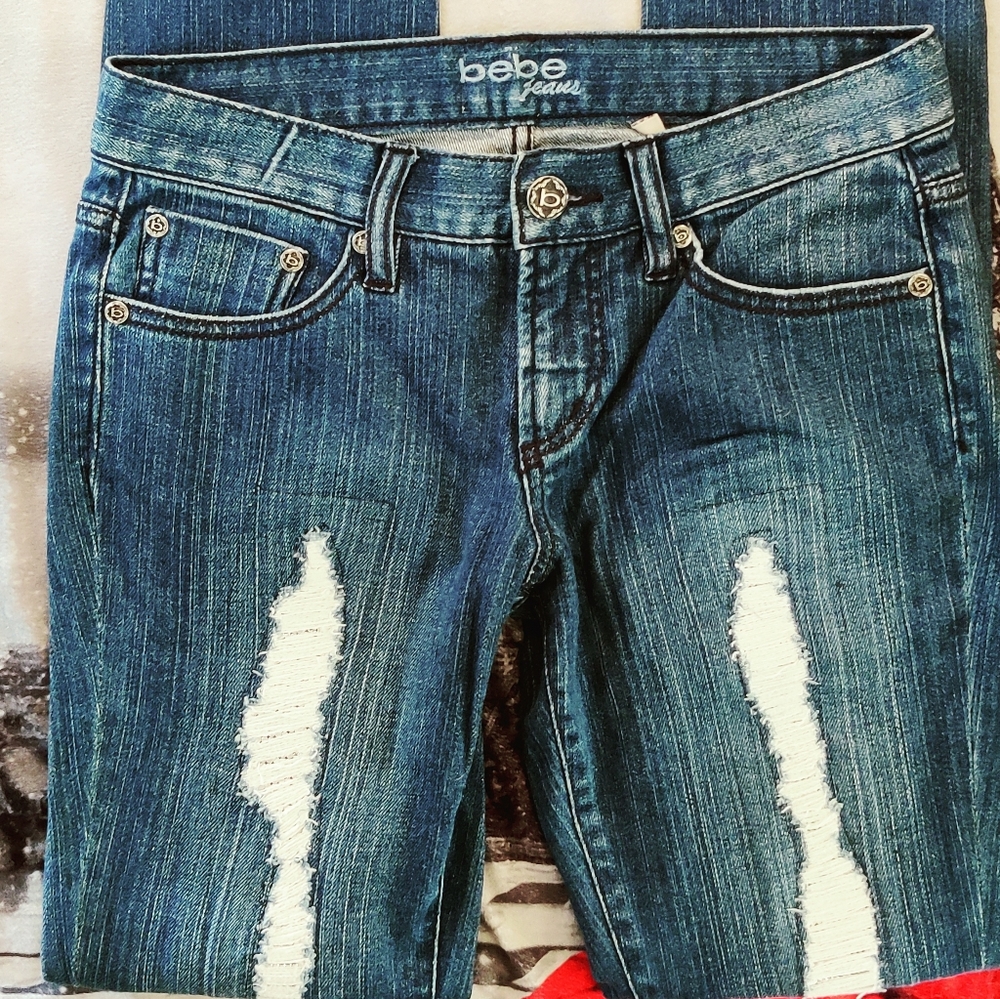 Bebe Chainmail Destroy jeans